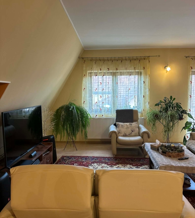 15a2267.jpg