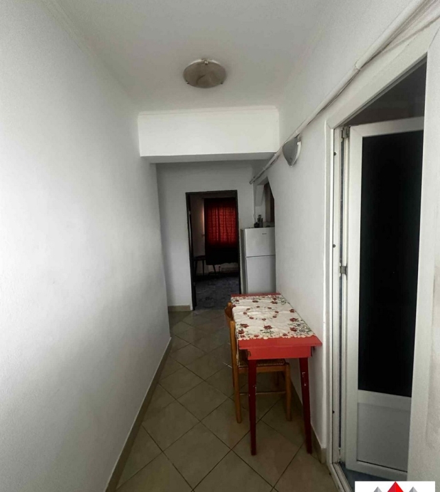 8a2159.jpg