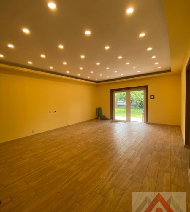 a1315-CasaLuncaSighet01.JPG