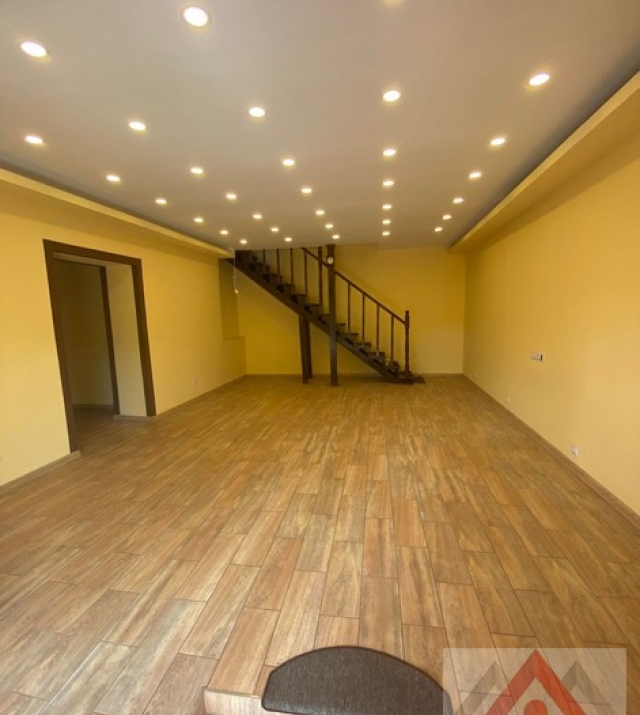 a1315-CasaLuncaSighet02.JPG