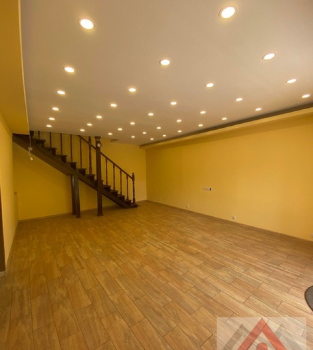 a1315-CasaLuncaSighet03.JPG