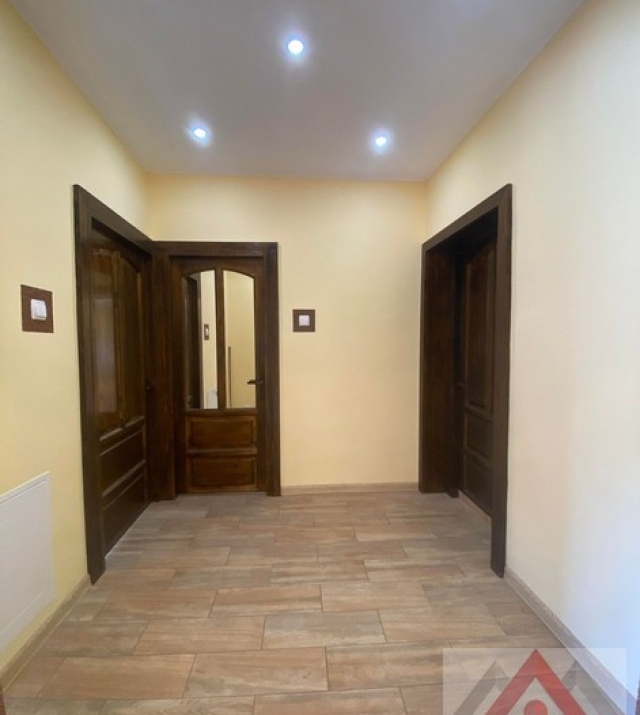 a1315-CasaLuncaSighet12.JPG